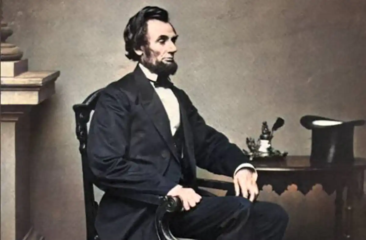 write a short bio-graphy of Abraham Lincoln​ - Brainly.in